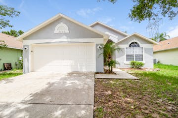 2826 Delcrest Ct Orlando, FL 32817